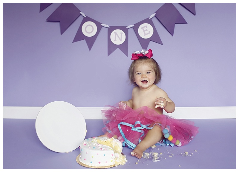 Hingham Cake Smash Photographer