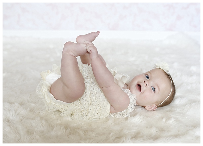 Cohasset Child photographer | Olivia is 6 months old!